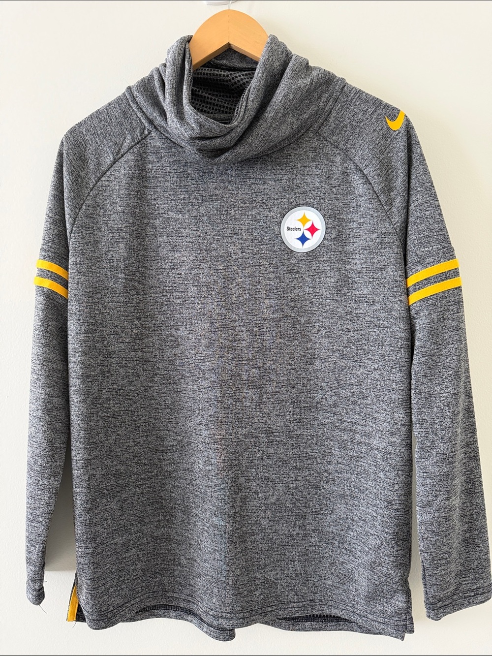 Nike Pittsburgh Steelers Dri-FIT Gray Funnel Neck NFL Team Apparel Medium